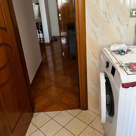 Appartamento Incantevole Con Posto Auto Privato Vlorë Eksteriør bilde